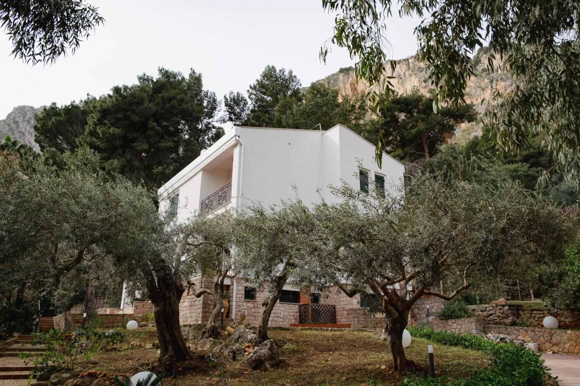 Villa Rubino Mondello - By Rentalbeb Italy Palermo Eksteriør billede